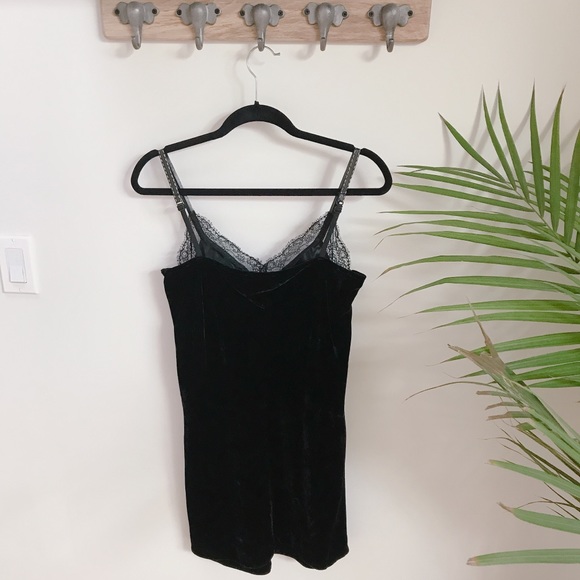 🚫SOLD 01/23🚫 MAJE Ruiza Velvet Slip Dress-Sz 2 - Picture 4 of 8